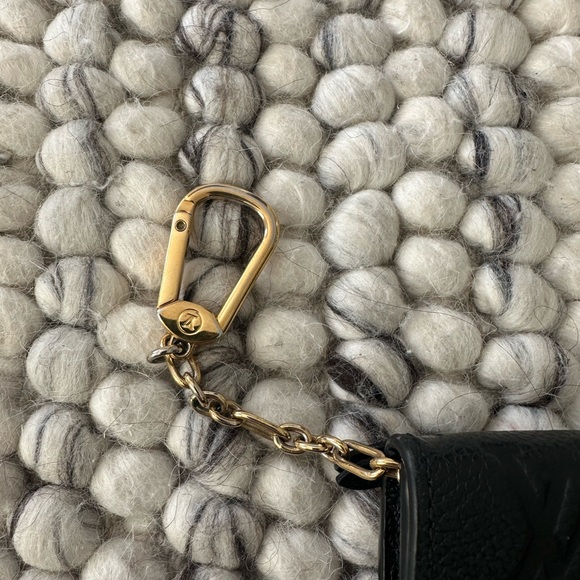 LV black leather authentic Empriente Key Pouch - Picture 3 of 9